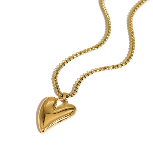 Love Twist Necklace